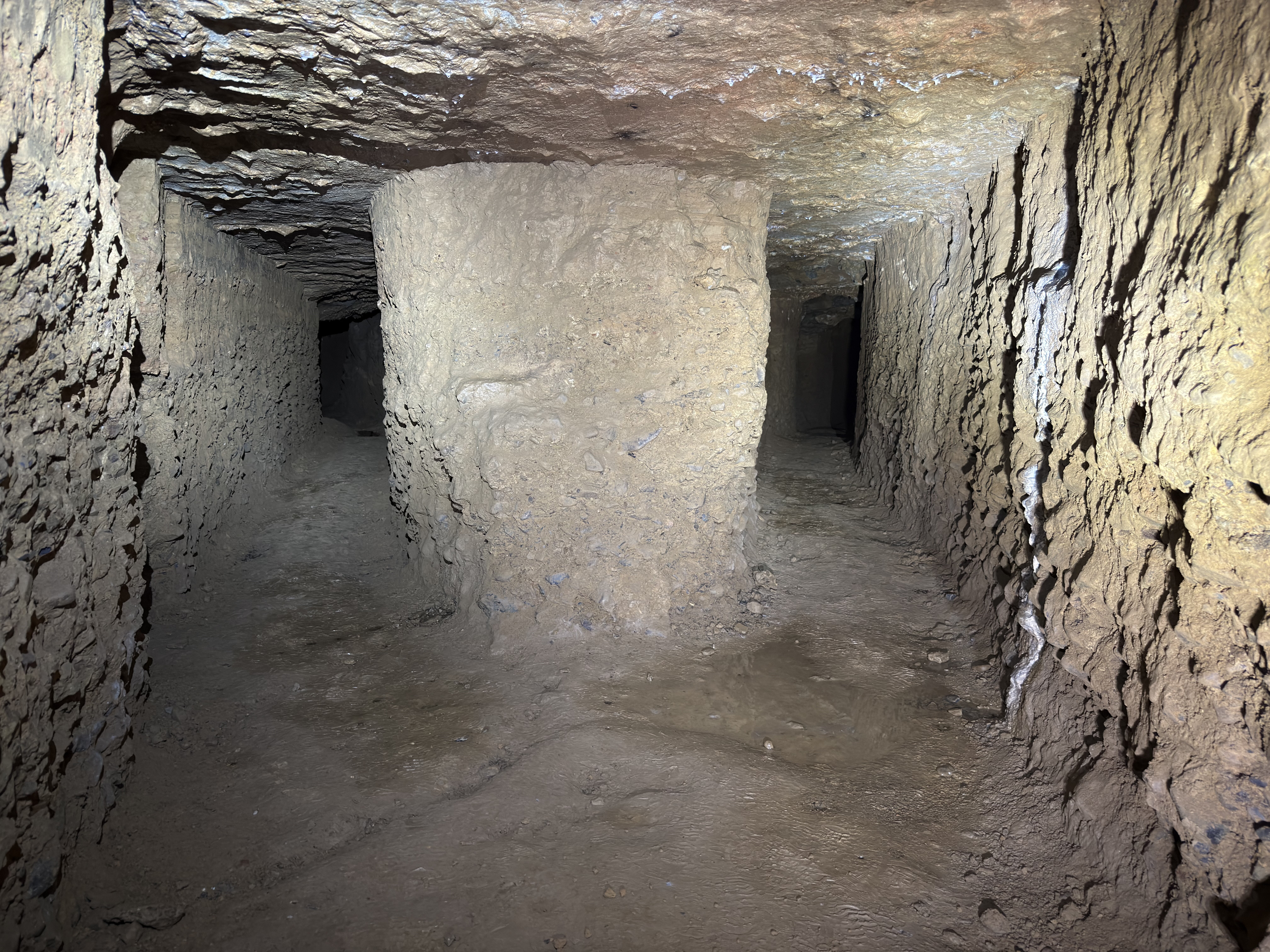 Profil chodeb jeskyně